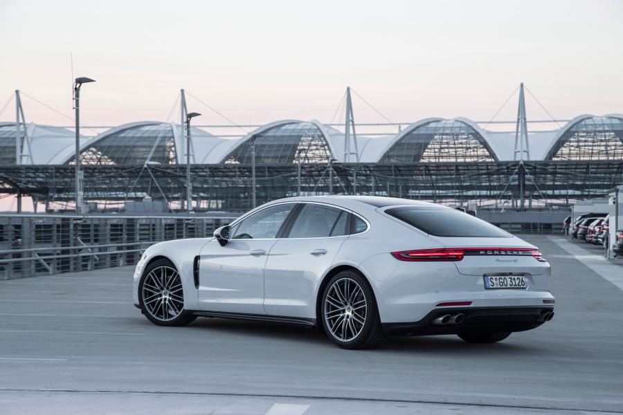  Porsche Panamera 4S Diesel 2016 года  (WW) (фото 4 из 33)